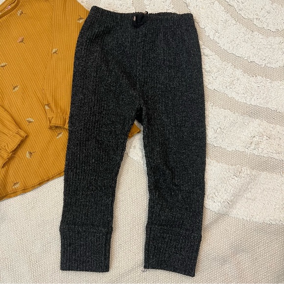 Zara Toddler Long Sleeved Floral Shirt & Ribbed Knit Leggings Size 18-24 months - Picture 3 of 4